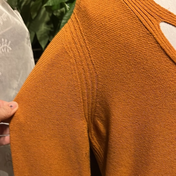 FREE PEOPLE TUNIC ……..204 - Picture 10 of 15